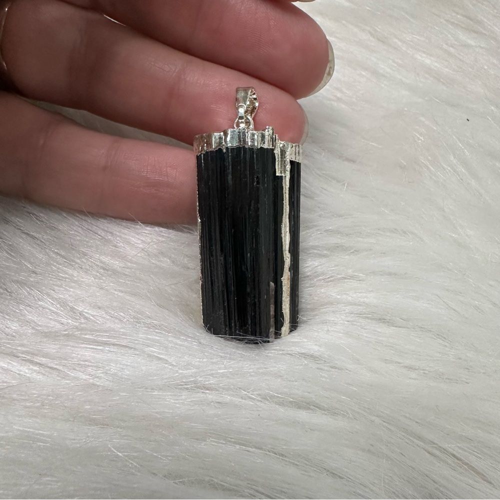 BLACK TOURMALINE CRYSTAL‎ PENDANT WITH SILVER ELECTROPLATE